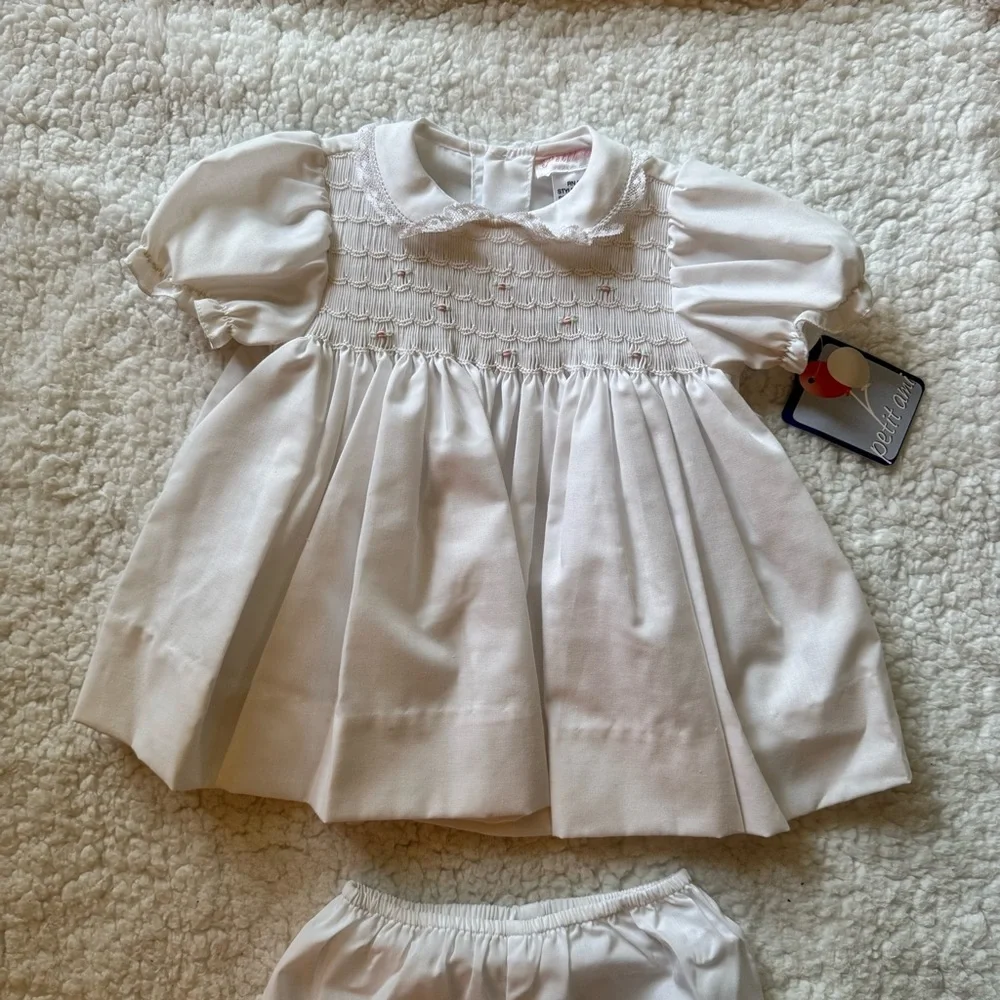 NWT Petit Ami White Embroidered Baby Dress Peter Pan Lace Trim Collar Bloomers